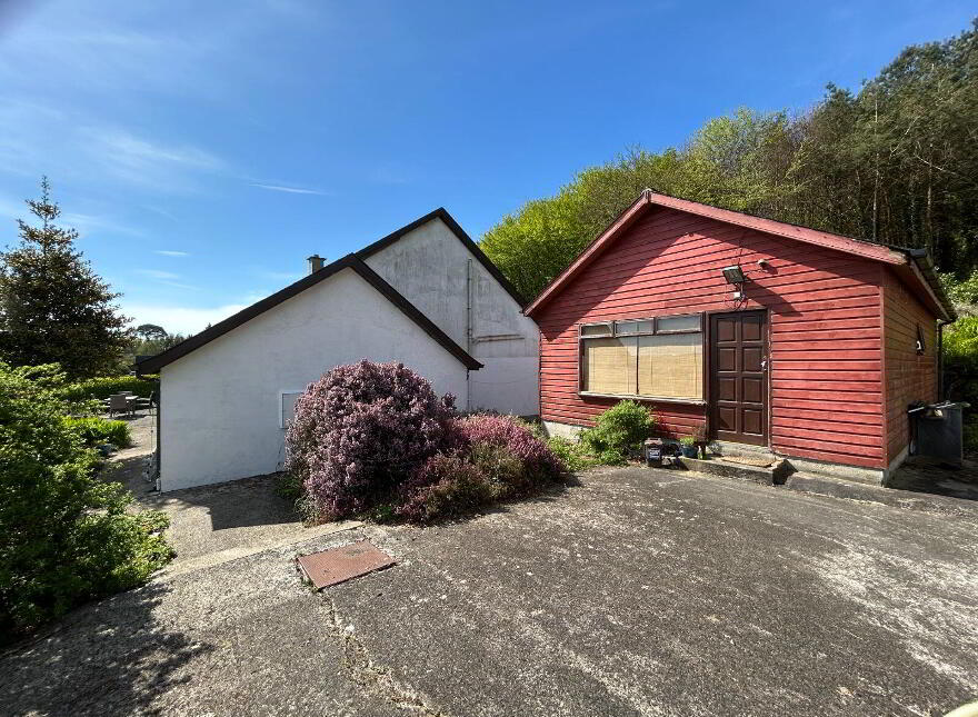 Ballyvally, Killaloe, V94K0HE