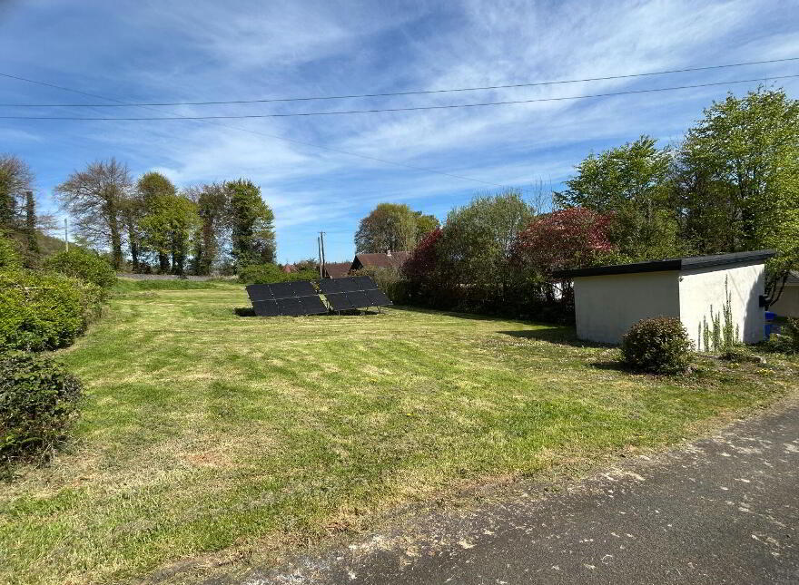 Ballyvally, Killaloe, V94K0HE
