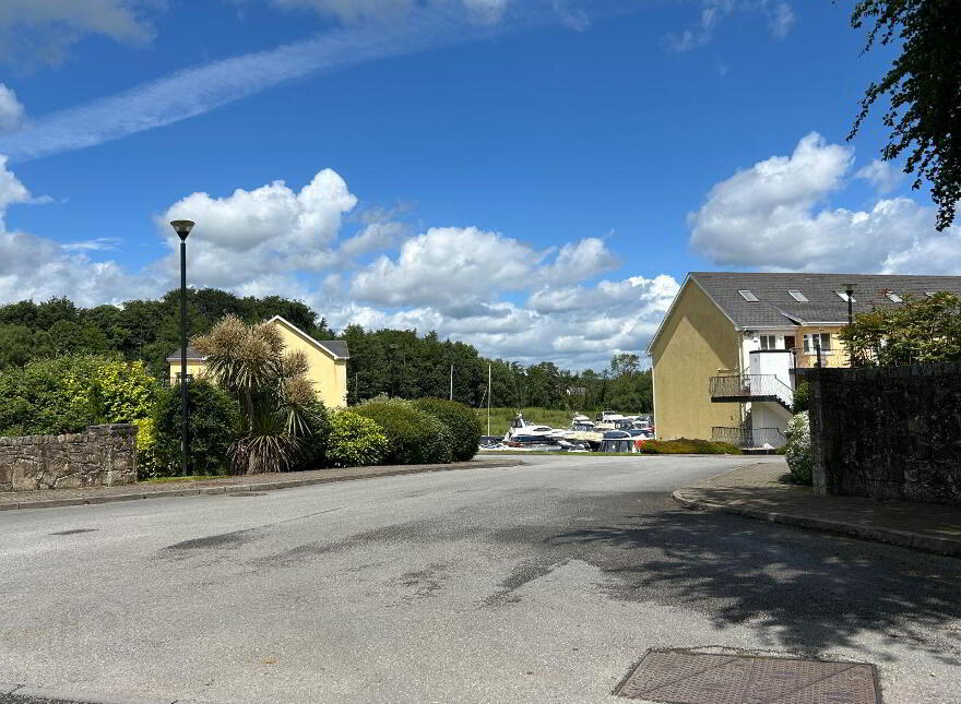 Apartment 19E Harbour Village, Killaloe, V94KW65