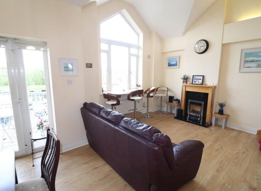 Apartment 19E Harbour Village, Killaloe, V94KW65
