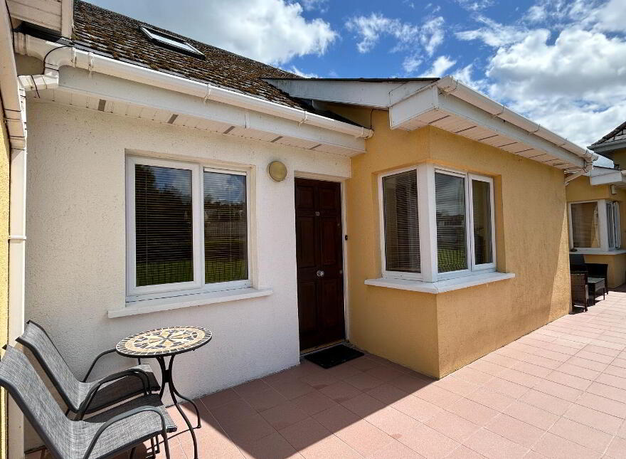 Apartment 19E Harbour Village, Killaloe, V94KW65