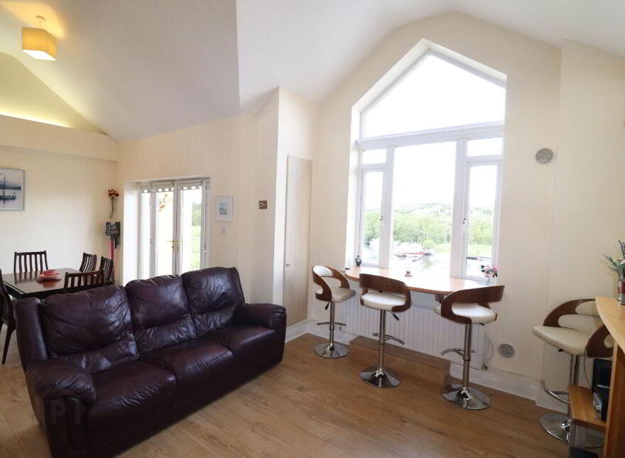 Apartment 19E Harbour Village, Killaloe, V94KW65