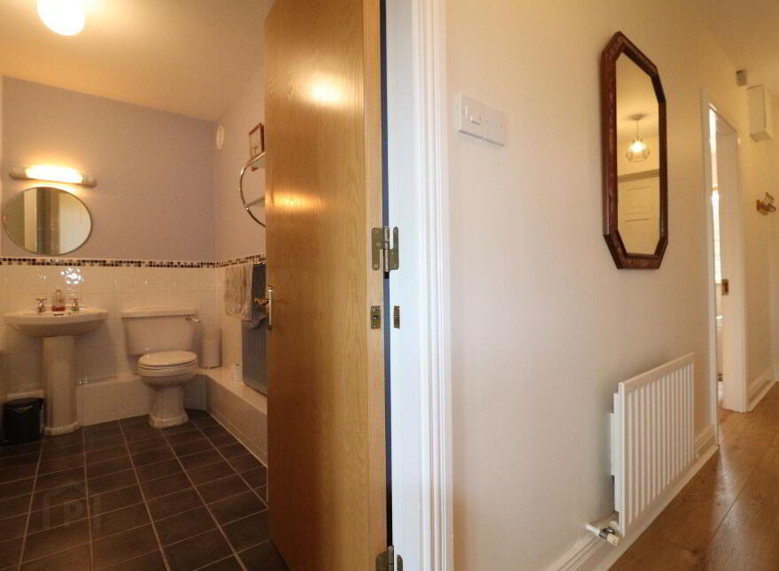 Apartment 19E Harbour Village, Killaloe, V94KW65