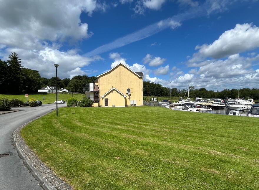 Apartment 19E Harbour Village, Killaloe, V94KW65
