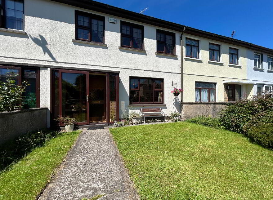 'Bromac', 20 Crossroads, Killaloe, V94XWX5
