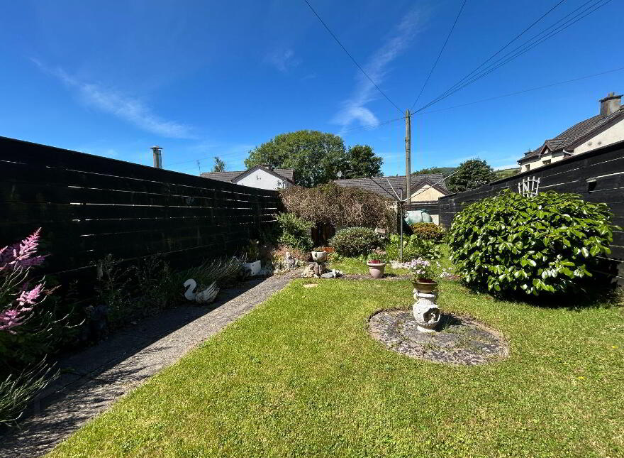 'Bromac', 20 Crossroads, Killaloe, V94XWX5