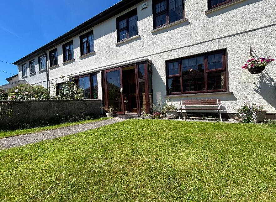 'Bromac', 20 Crossroads, Killaloe, V94XWX5