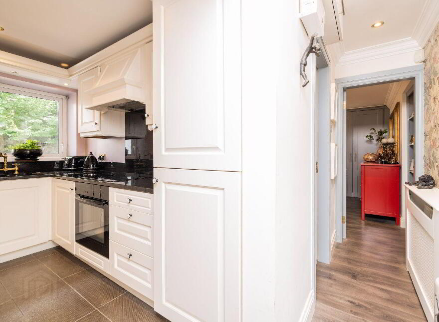 73 Pembroke Lane, Ballsbridge, D04K061