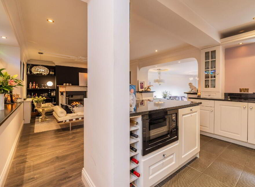 73 Pembroke Lane, Ballsbridge, D04K061