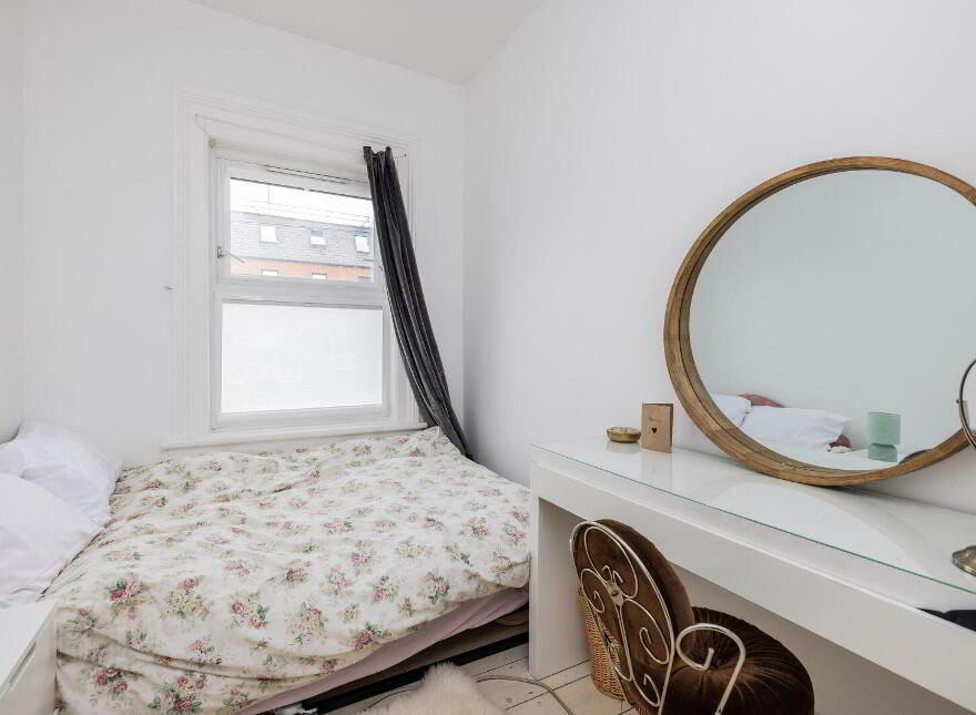 14 Saint Patricks Terrace, Russell Street, Dublin 1, D01W6D0