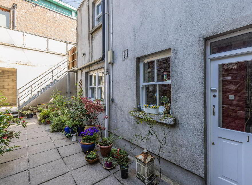 Flat 1, 47 Gardiner Street Upper, North Dublin City, D01VA47