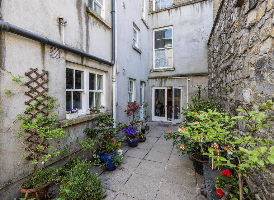 Flat 1, 47 Gardiner Street Upper, North Dublin City, D01VA47