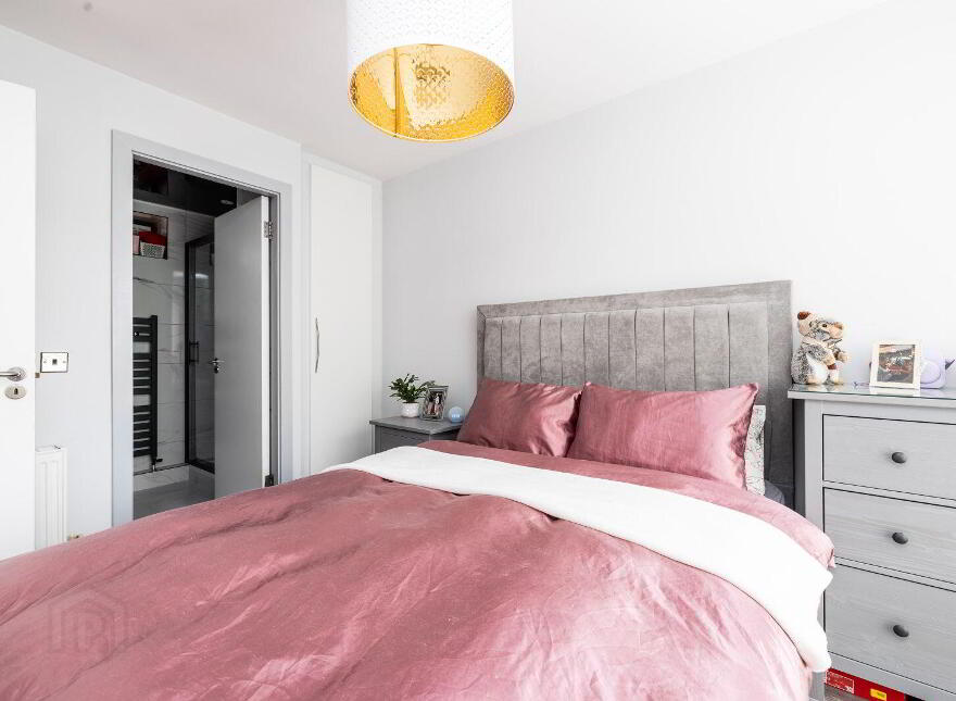 Apt, 11 Grattan Lodge Apartments, Grattan Lodge, Dublin 13, D13X544