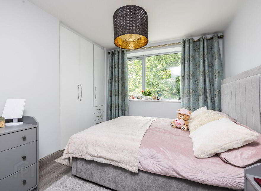 Apt, 11 Grattan Lodge Apartments, Grattan Lodge, Dublin 13, D13X544
