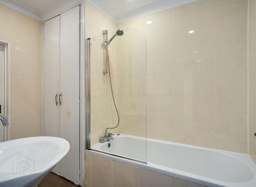 9 Eden Park, Sandycove, A96W928