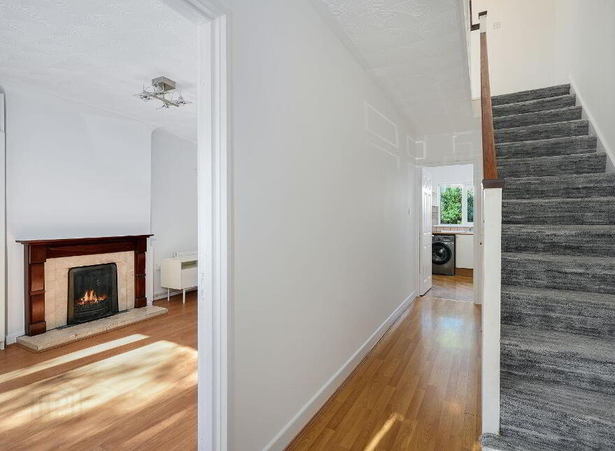 16 Oak Lawn, Royal Oak, Dublin 9, D09N9W0