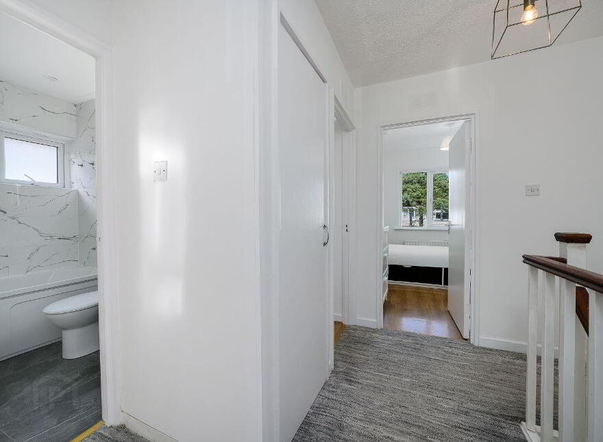 16 Oak Lawn, Royal Oak, Dublin 9, D09N9W0