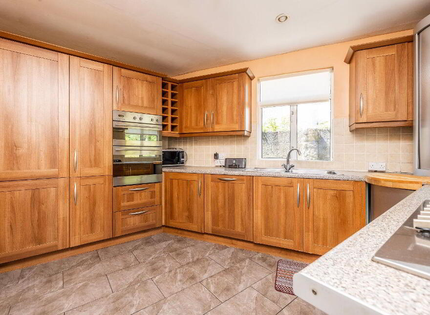 25 Calderwood Avenue, Drumcondra, D09H2C6