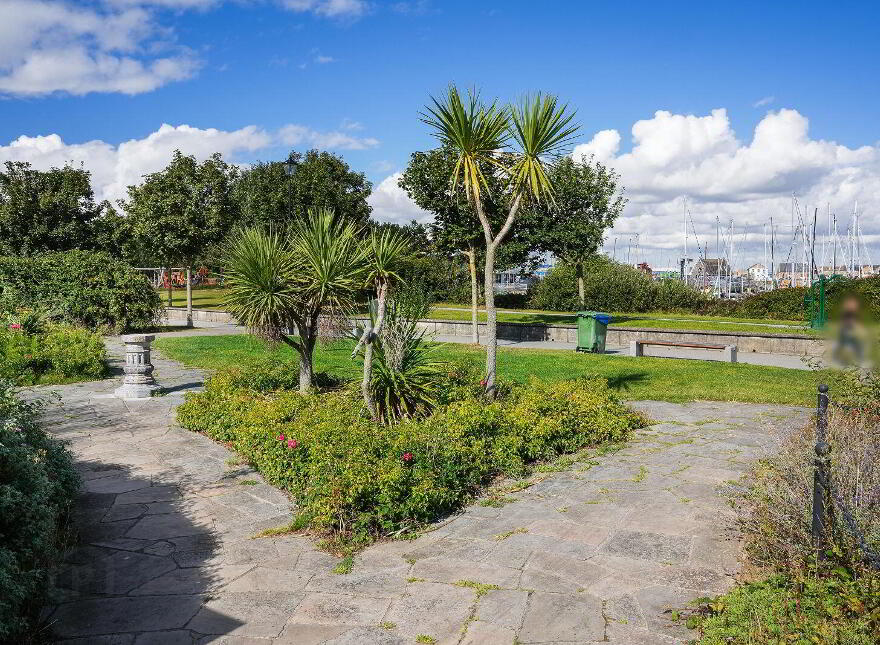 68 Main Street, Howth, Howth, D13E084