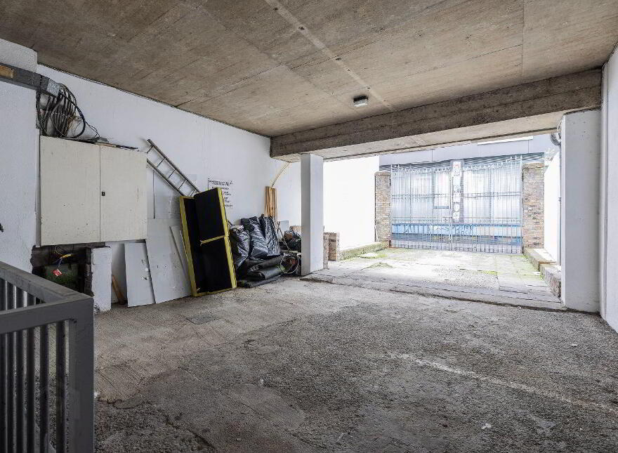 10 Aston Abbey, Aston Quay (, 4 X 1 BED UNITS, 10 Per Cent YIELD), ...Temple Bar, D02CH93
