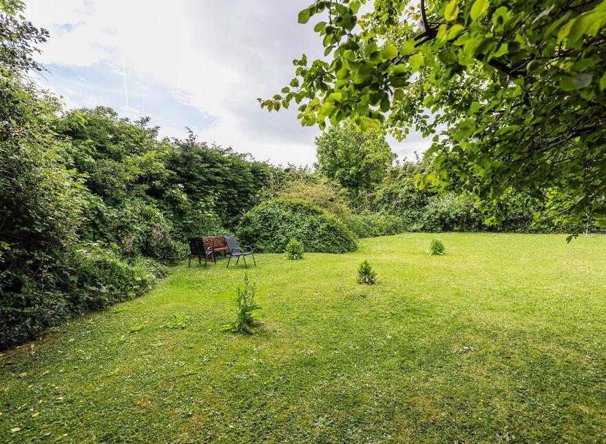 4 Eastwood (And Bed Gate Lodge) On, C.1 2acres, Ballinteer Road, Ba...Ballinteer, D16W2F3
