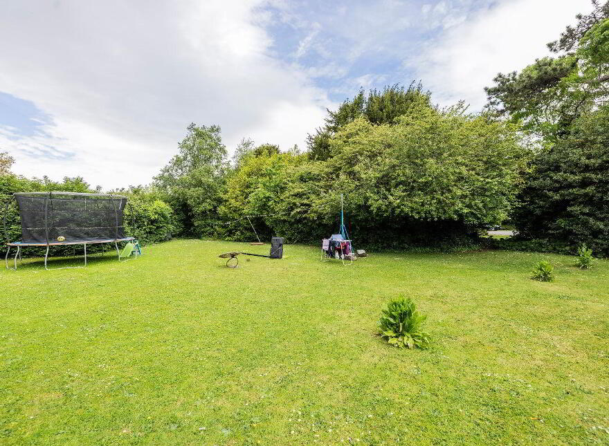 4 Eastwood (And Bed Gate Lodge) On, C.1 2acres, Ballinteer Road, Ba...Ballinteer, D16W2F3