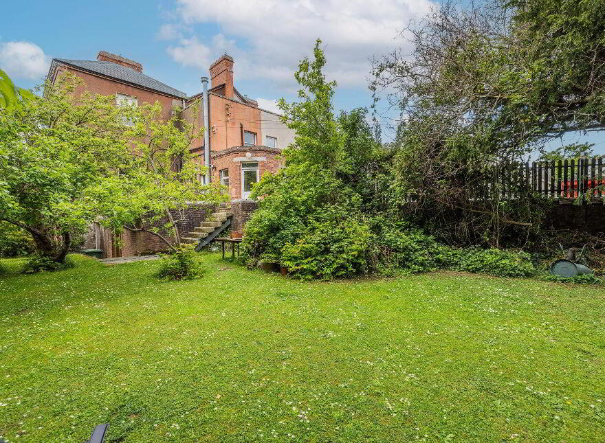 4 Eastwood (And Bed Gate Lodge) On, C.1 2acres, Ballinteer Road, Ba...Ballinteer, D16W2F3