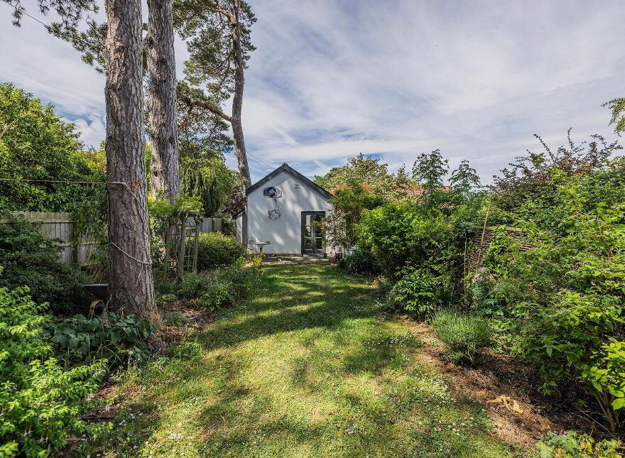 4 Eastwood (And Bed Gate Lodge) On, C.1 2acres, Ballinteer Road, Ba...Ballinteer, D16W2F3