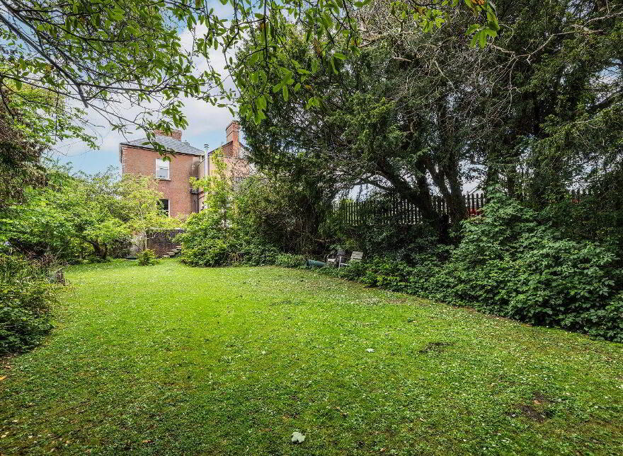 4 Eastwood (And Bed Gate Lodge) On, C.1 2acres, Ballinteer Road, Ba...Ballinteer, D16W2F3