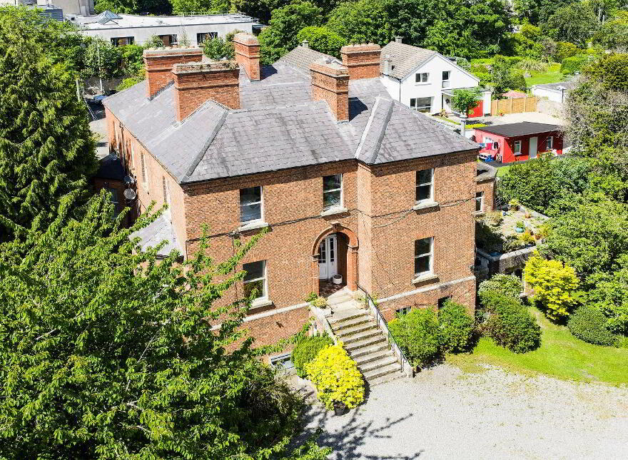 4 Eastwood (And Bed Gate Lodge) On, C.1 2acres, Ballinteer Road, Ba...Ballinteer, D16W2F3