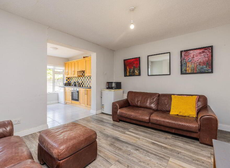 700 Collins Avenue Extension, Whitehall, Whitehall, D09R2E9