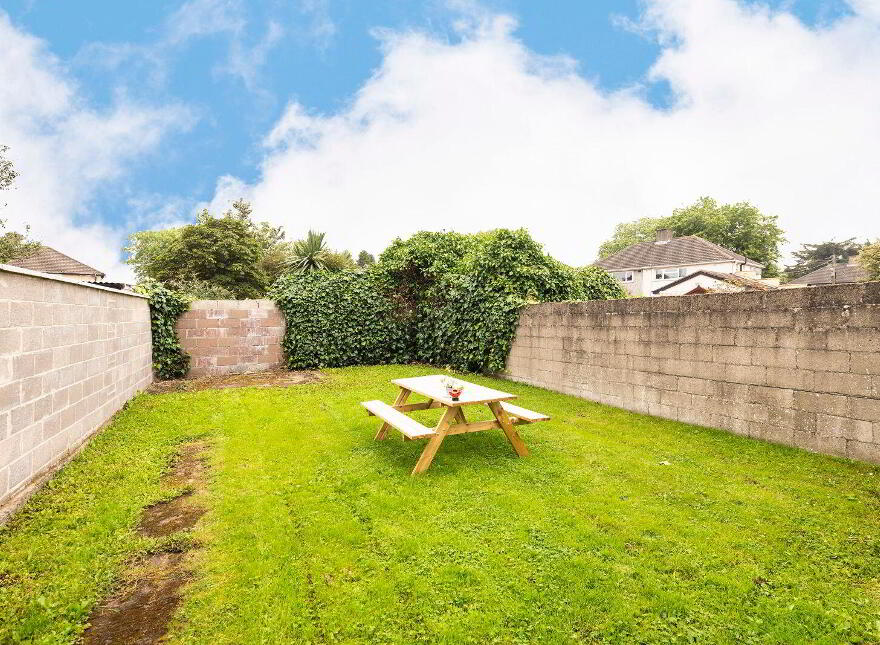 700 Collins Avenue Extension, Whitehall, Whitehall, D09R2E9