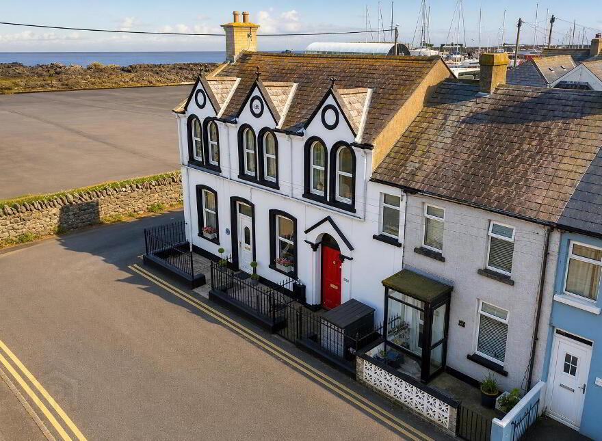 14 Railway Street, Donaghadee, BT21 0HN