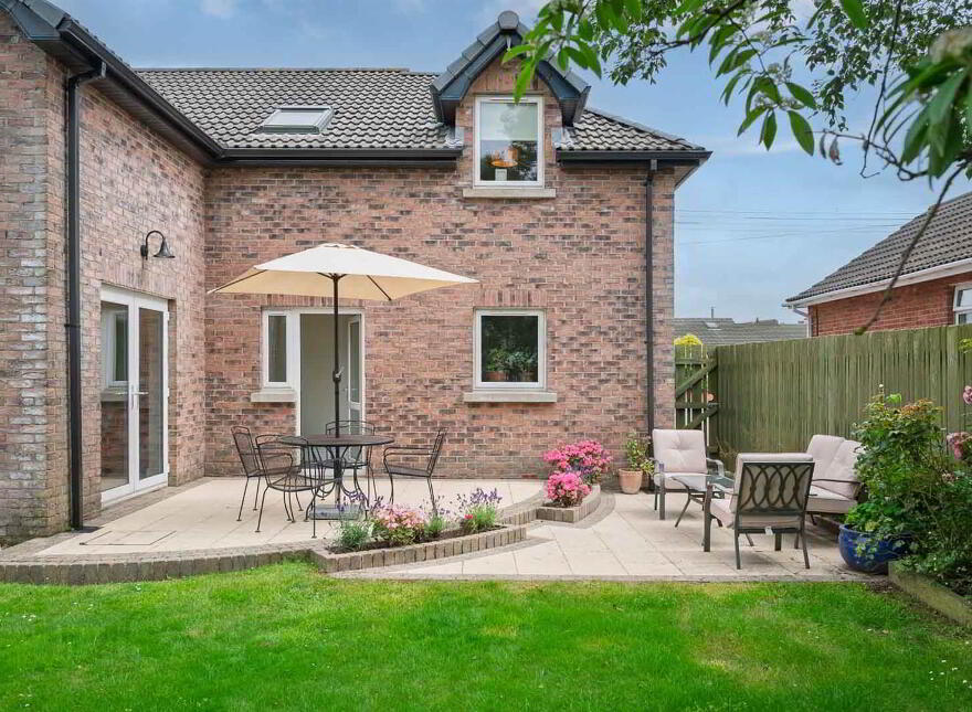 12 Greenridge Park, Off Bayview Road, Bangor, BT19 6AN