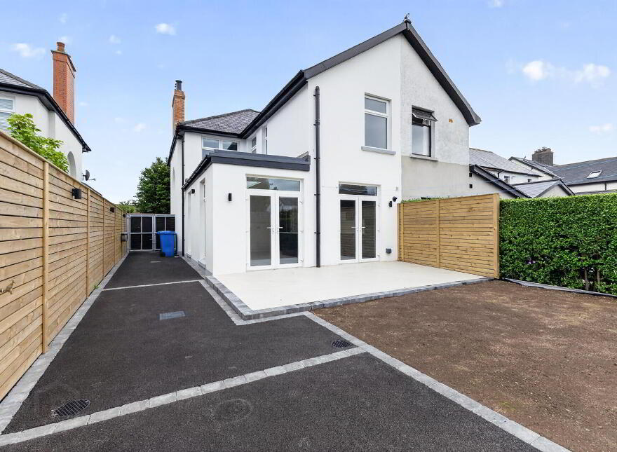 12 Godfrey Avenue, Bangor, BT20 5LS