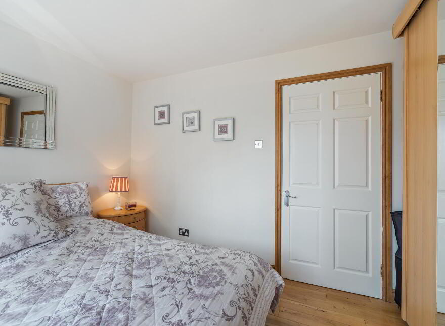 8 Cleaver Court, Belfast, BT9 5LX