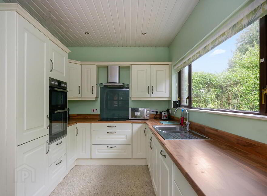 5 Glenhugh Park, Saintfield Road, Belfast, BT8 7PQ