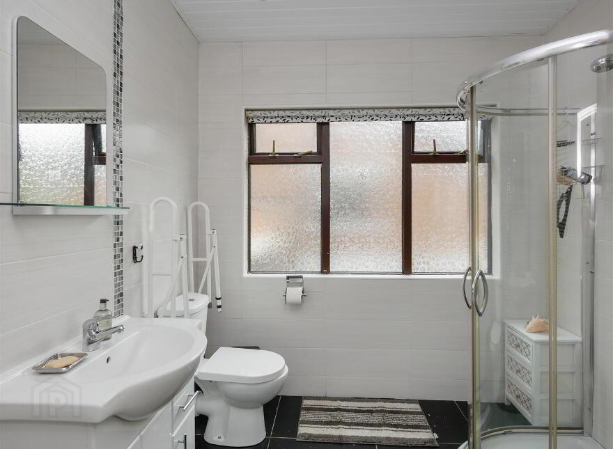 5 Glenhugh Park, Saintfield Road, Belfast, BT8 7PQ