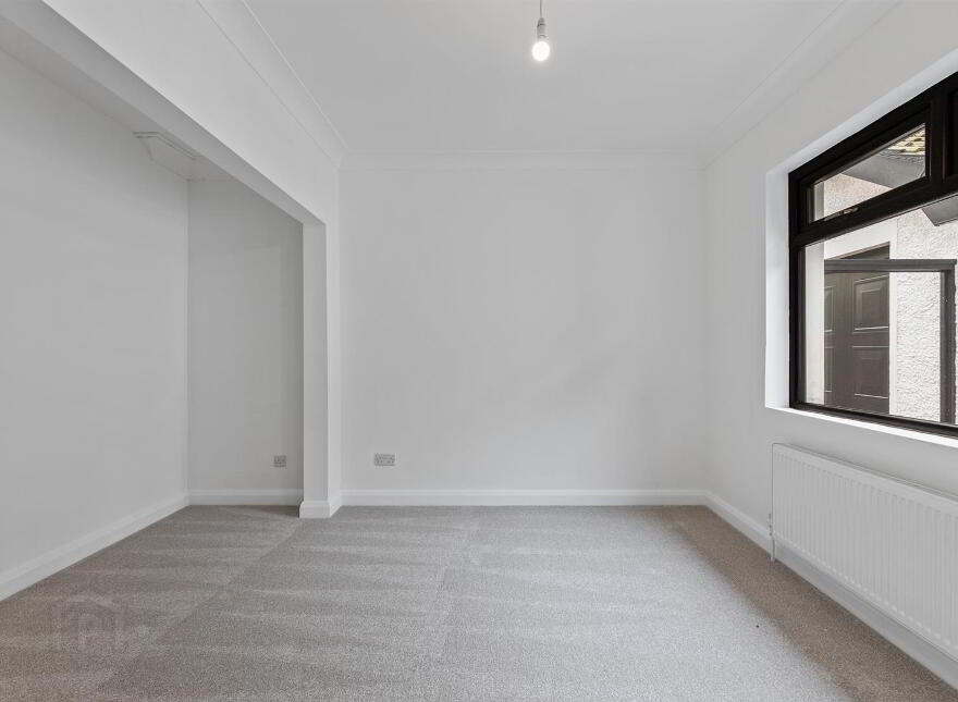 5 Mountain Park, Newtownards, BT23 4UU