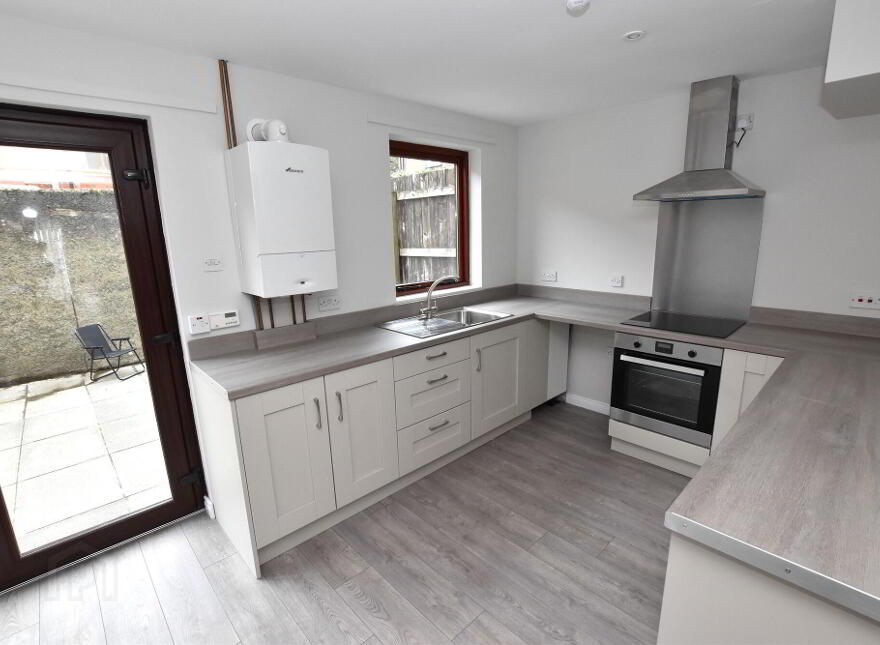 15 Tanners Court, Moira, BT67 0BJ