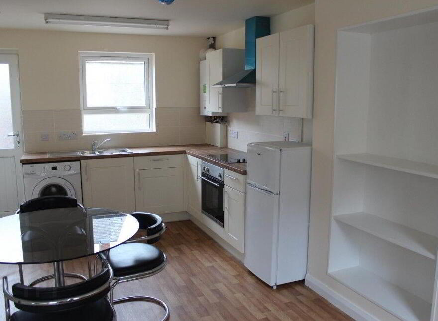 56 Fortuna Street, Belfast, BT12 5PL