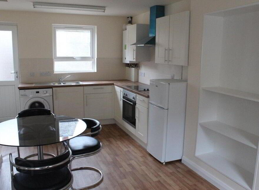 56 Fortuna Street, Belfast, BT12 5PL