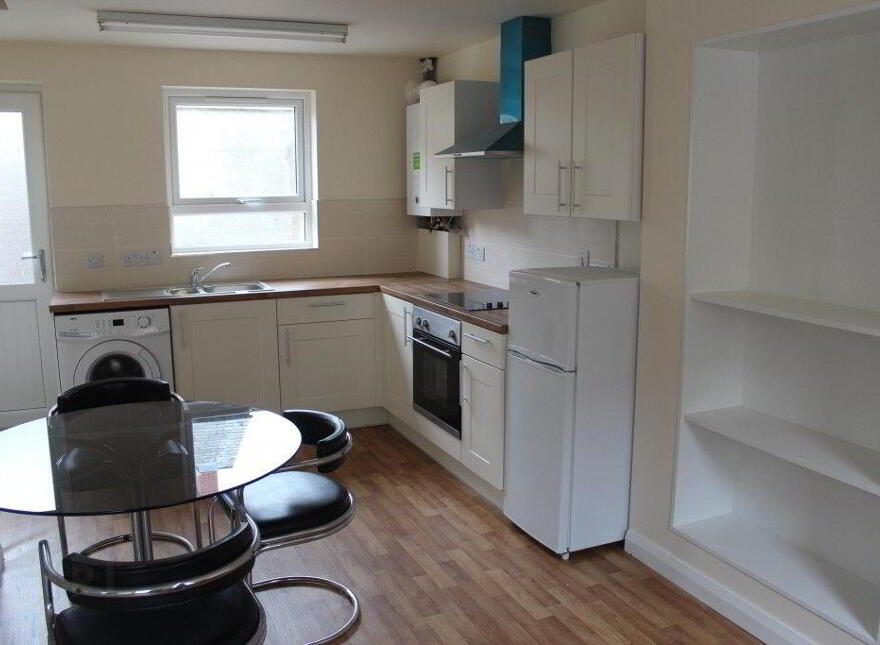 56 Fortuna Street, Belfast, BT12 5PL
