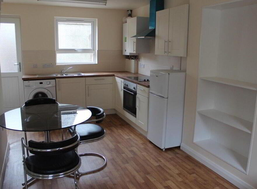 56 Fortuna Street, Belfast, BT12 5PL