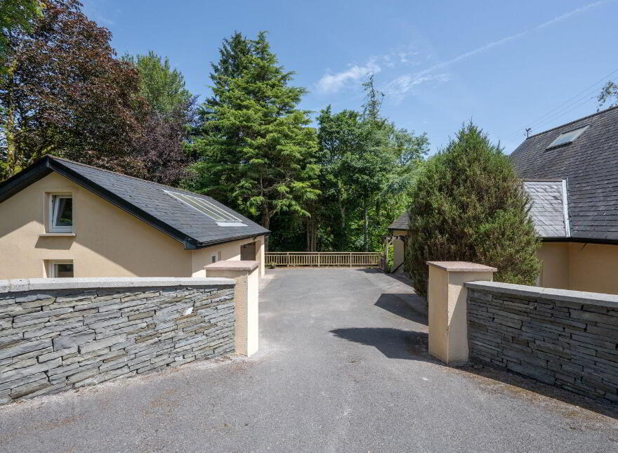Bothar Glas, Kilmoney, Carrigaline, P43C307