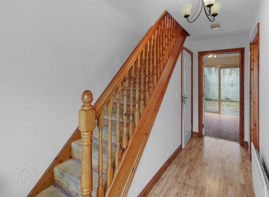 76 Lakeview, The Fair Green, Townparks, H12KD70