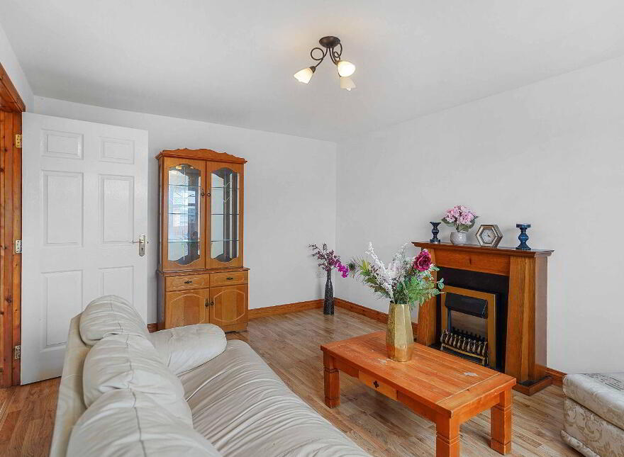 76 Lakeview, The Fair Green, Townparks, H12KD70