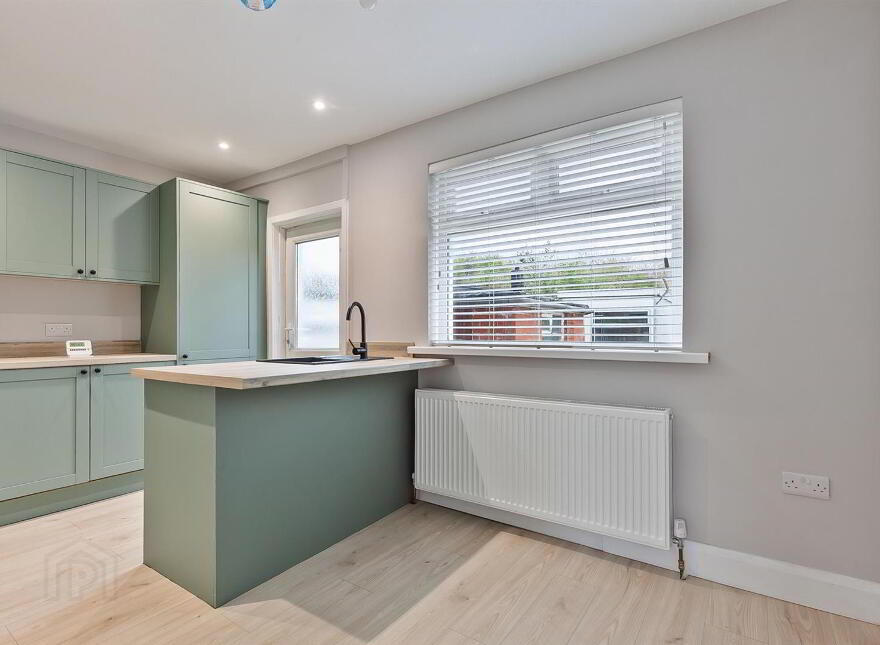 7 Benview Park, Belfast, BT14 8HT