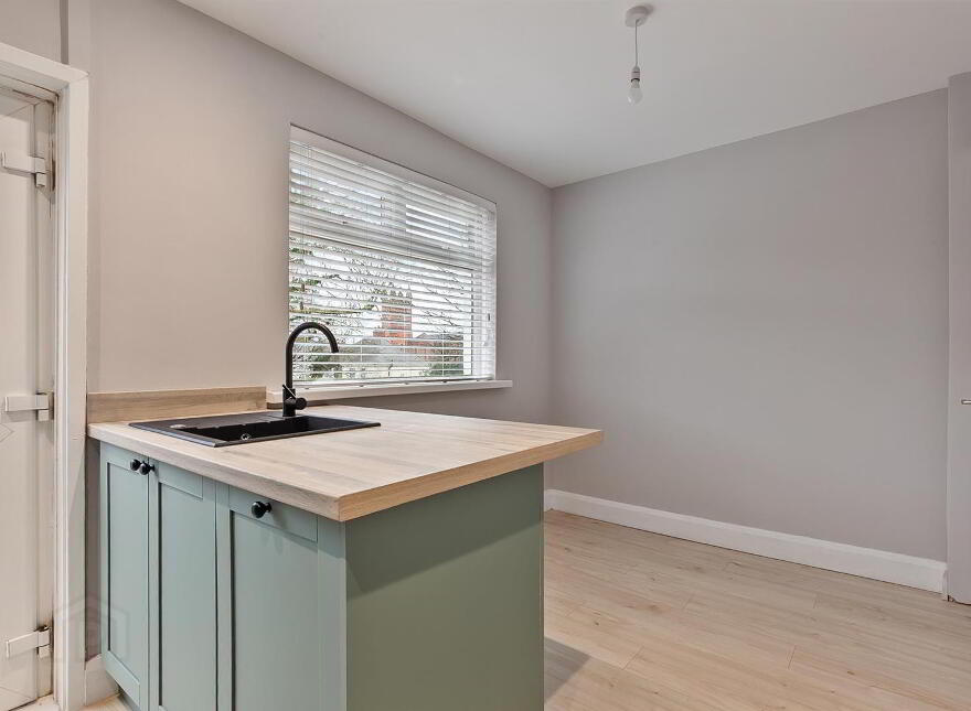 7 Benview Park, Belfast, BT14 8HT
