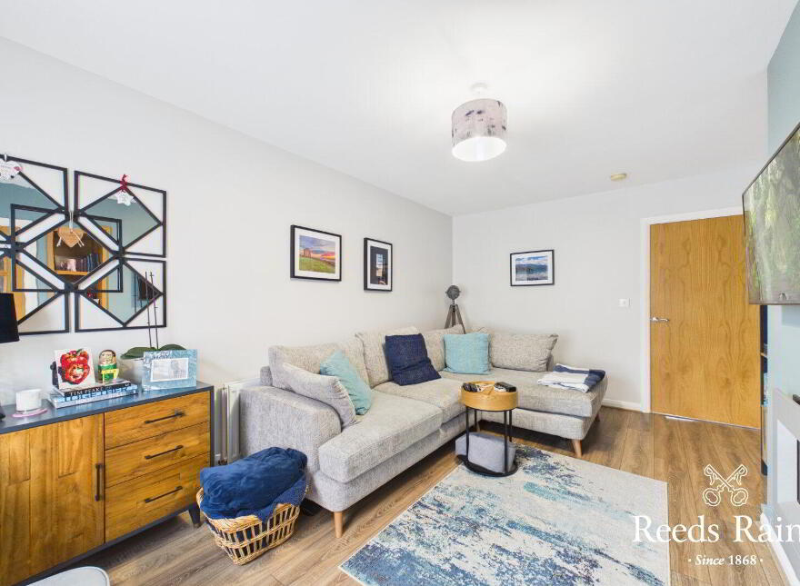 6 Church Court, Moneyreagh, Newtownards, BT23 6EU